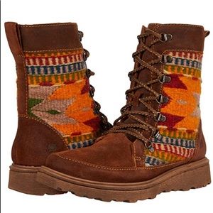 COPY - Born Oriana 8 Womens Lace Up Bootie Size 8